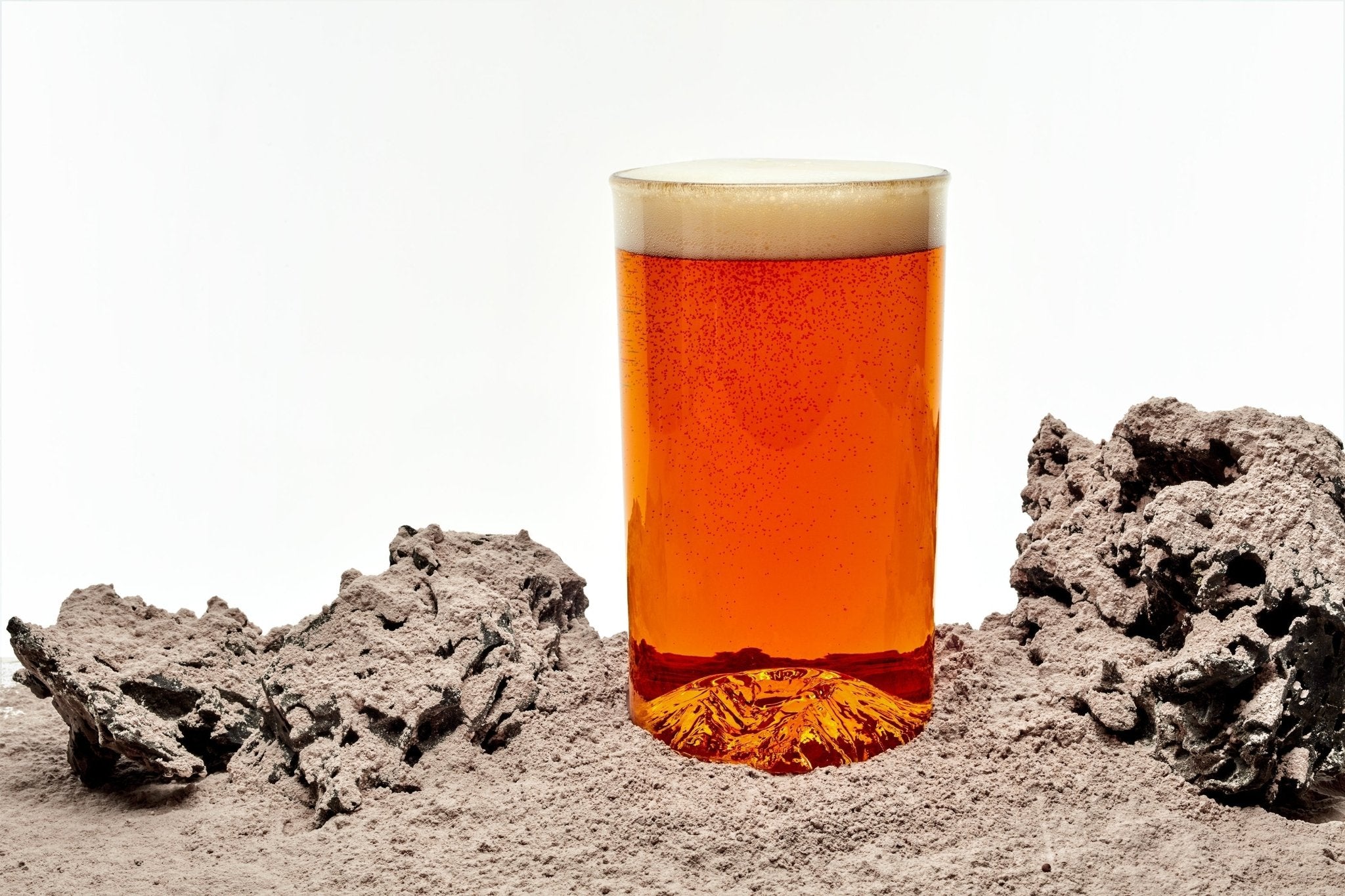 The Cascade Pint Six Pack | Handblown Mountain Beer glasses