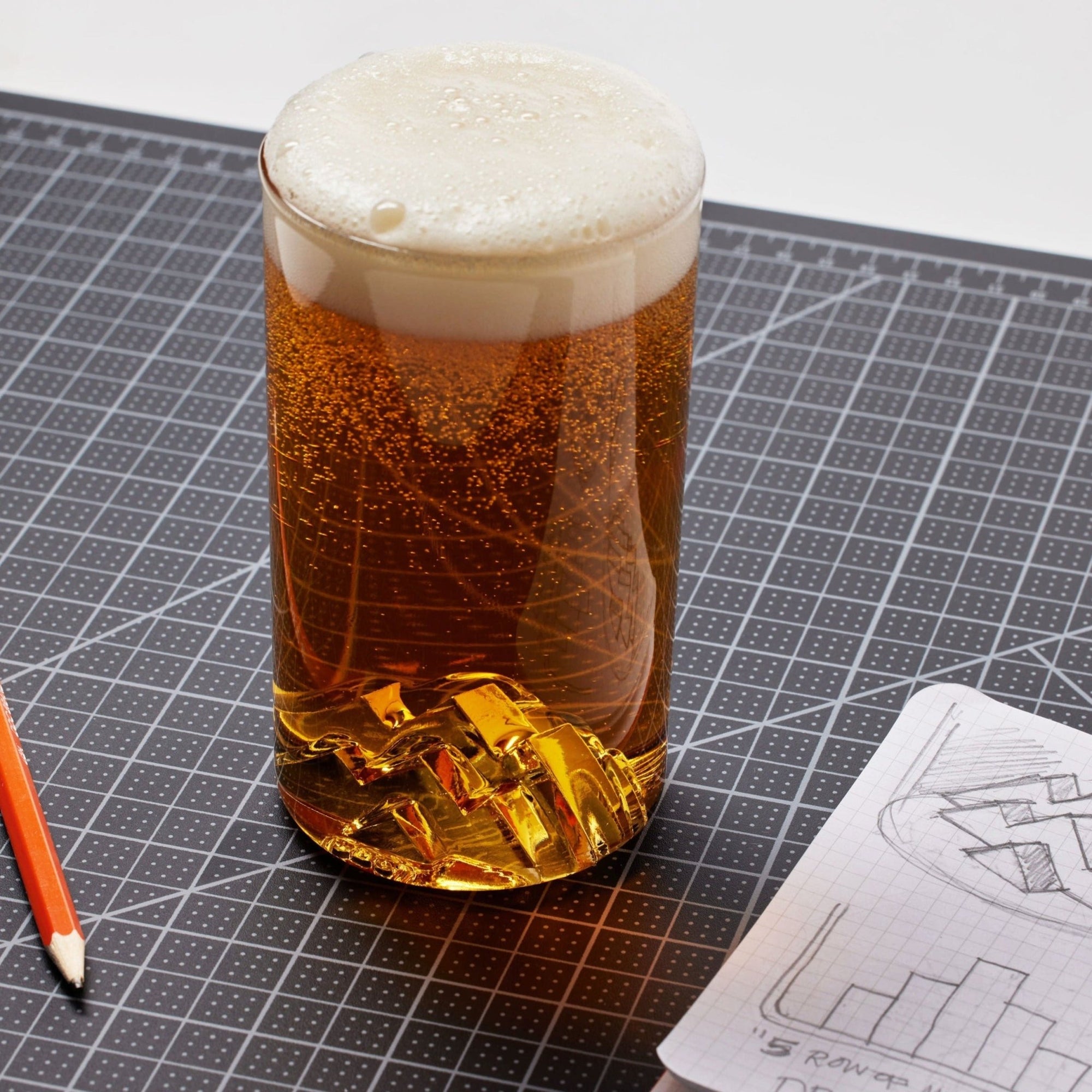 The Thick Lines Pint - North Drinkware